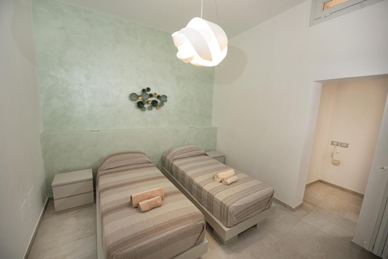 Lecce Santa Chiara Terrace Piano Rialzatoアパートメント エクステリア 写真
